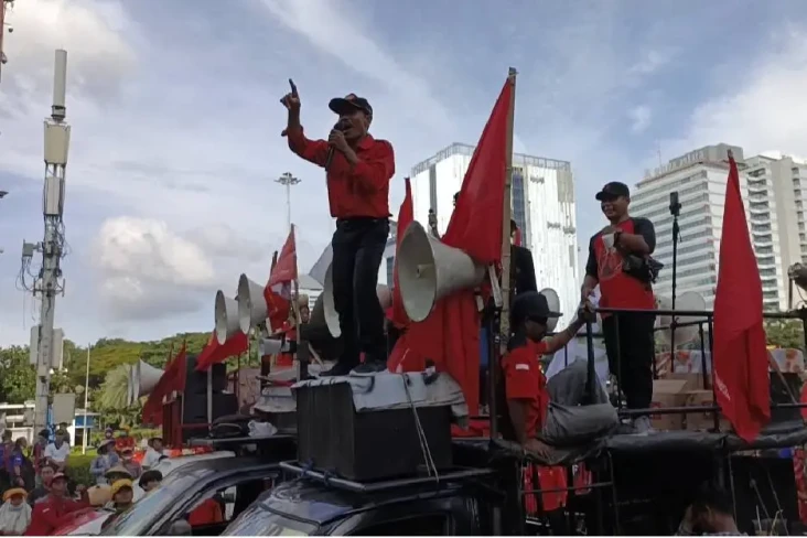 Aksi Berbahaya Untung...