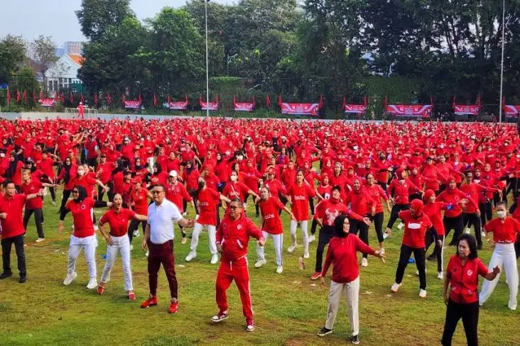 Senam Sicita PDIP Pecahkan...