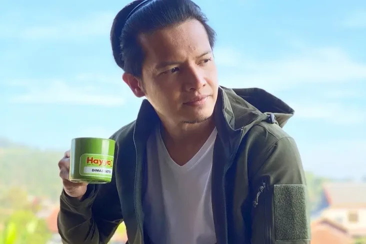 Ayah Dimas Seto Dimakamkan...