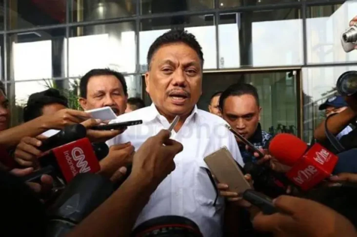 Kembangkan Pelabuhan...