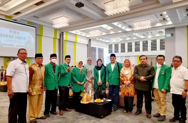 Ramah Tamah Wisudawan...