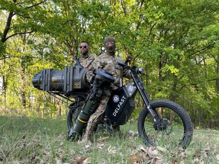 Motor Listrik Tentara...