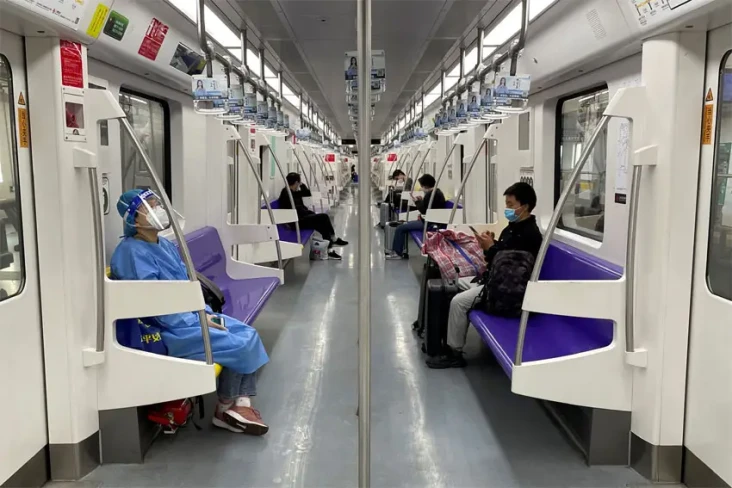 Shanghai Mulai Buka...