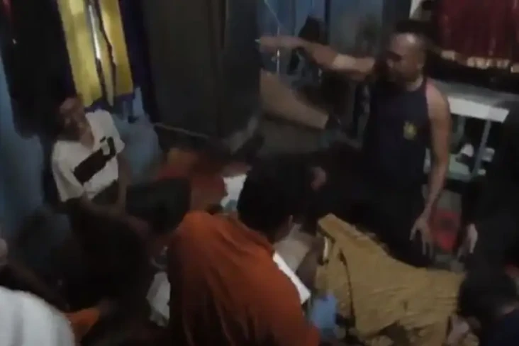 Jiwa Terlalu Rapuh,...