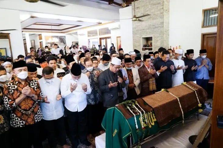 Fahmi Idris Meninggal,...