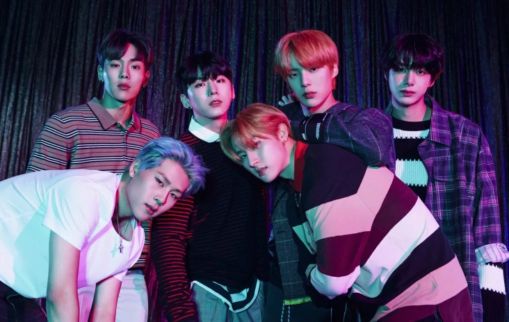 MONSTA X Bagi-Bagi Photocard...