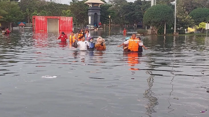 Ini Penyebab Jebolnya...