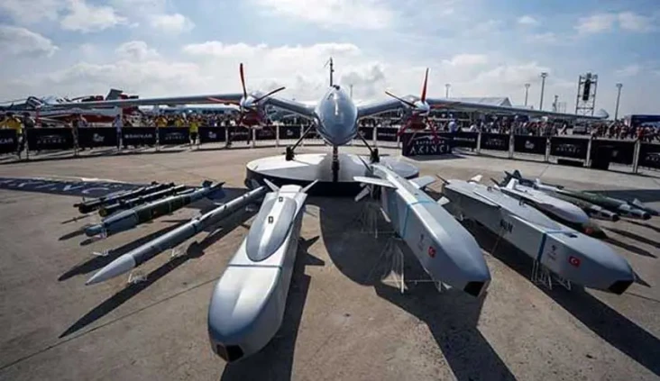 Drone Bayraktar Akinci...