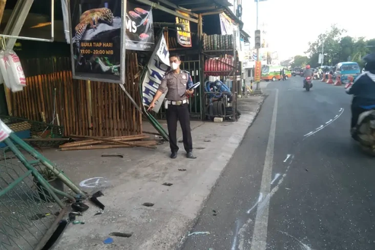 Brak! Melawan Arus,...
