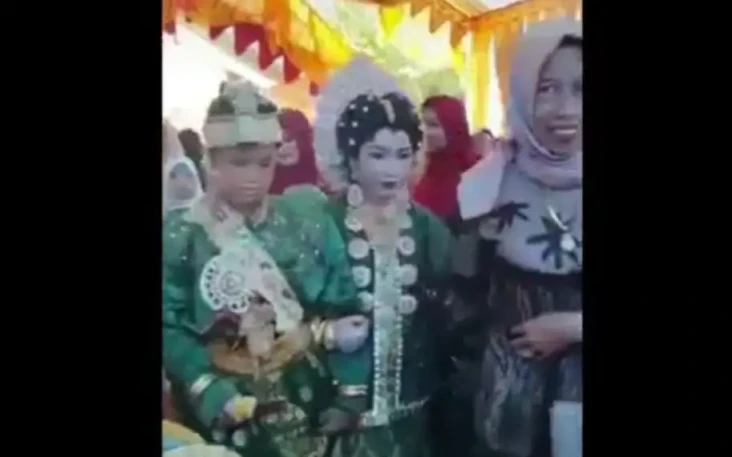 Viral, Pernikahan Dini...