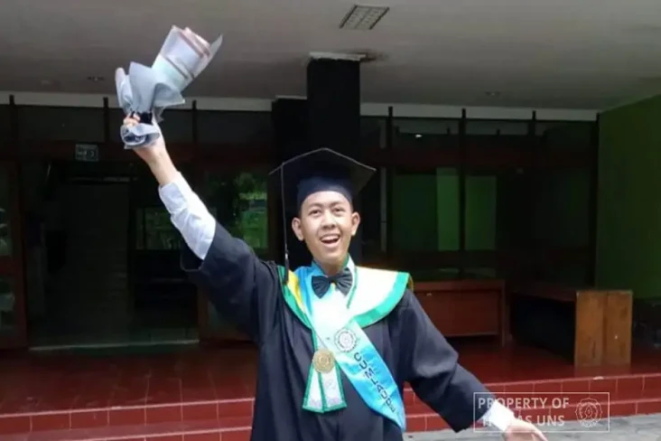 Mahasiswa UNS Lulus...