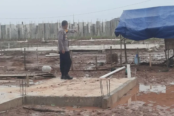 Pekerja Bangunan di...