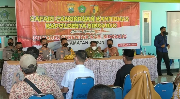 Safari Cangkrukan Kamtibmas,...