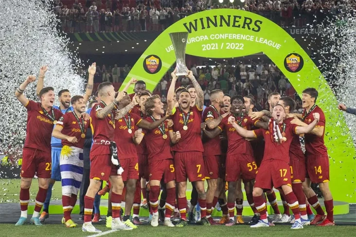 5 Fakta Menarik AS Roma...