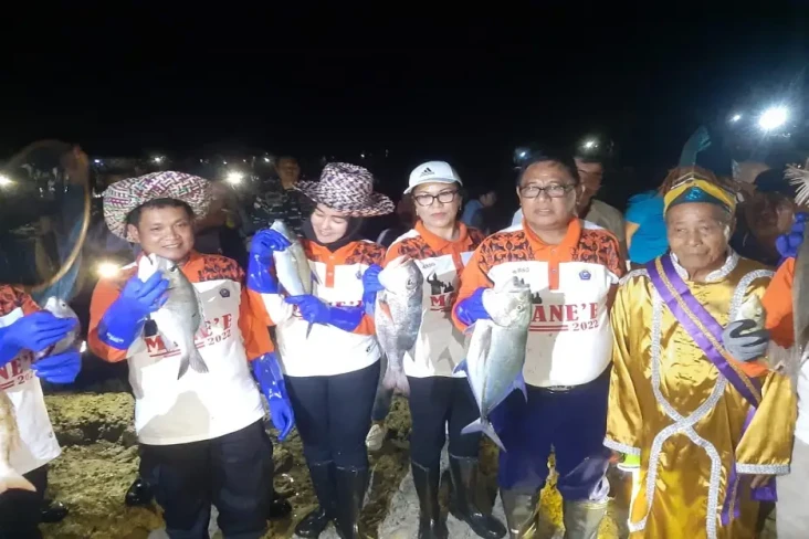 Ribuan Masyarakat Talaud...
