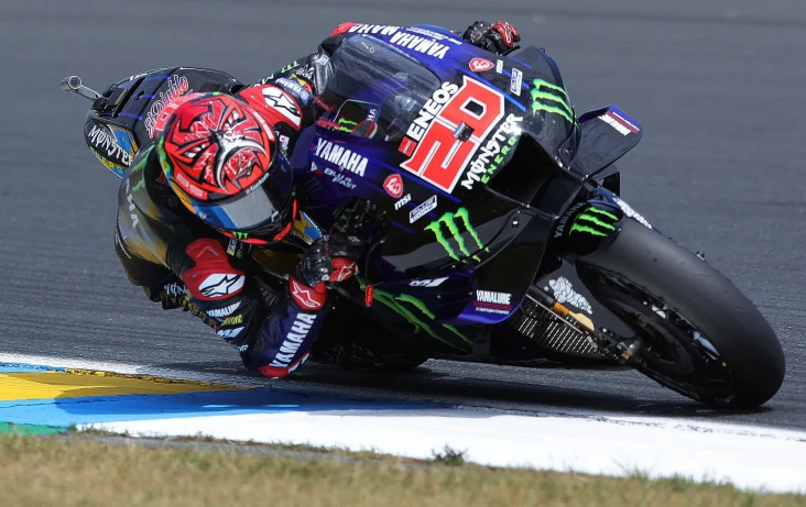 Dikejar Aleix Espargaro,...