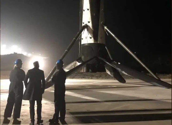 Pertama Kali Elon Musk...