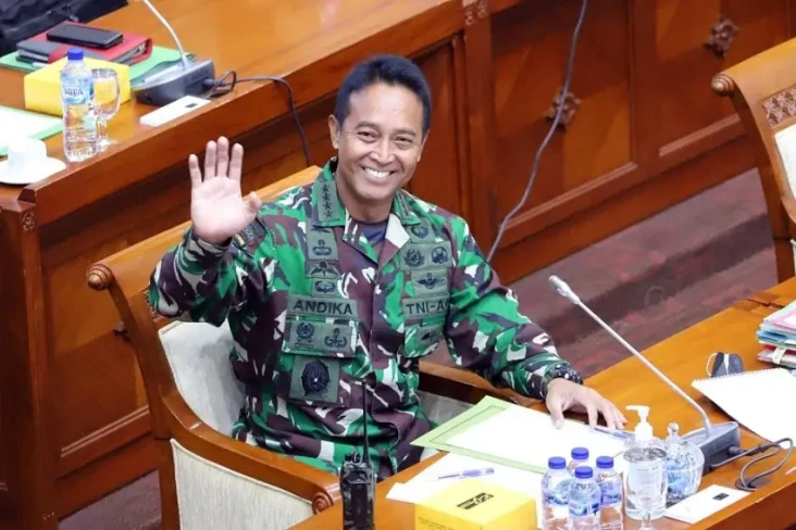 Diduetkan dengan Ganjar,...