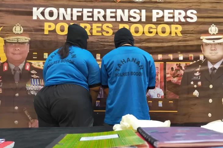Pembunuh Wanita Paruh...