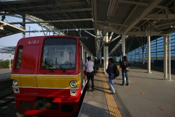 70 Perjalanan KRL Dibatalkan,...