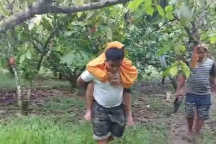 Memilukan! Anak di Luwu...