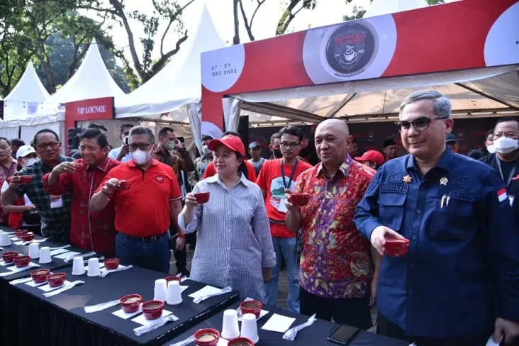 Di Festival Kopi Nusantara,...