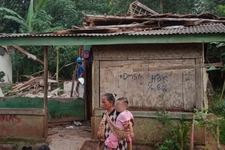 Miris! 1 Rumah yang...