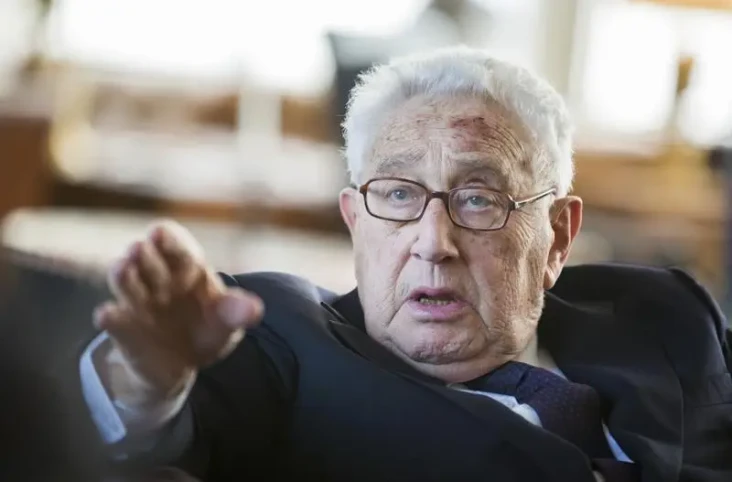 Kissinger Ulang Tahun...