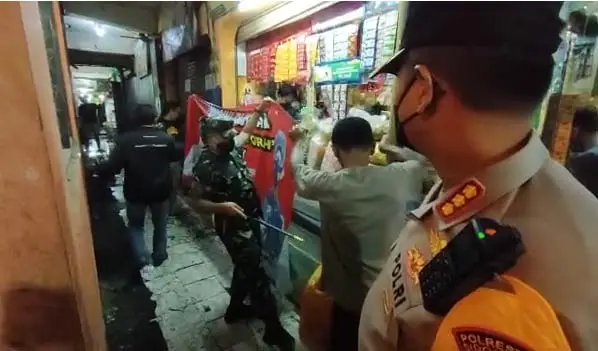 Satgas Pangan Sidoarjo...