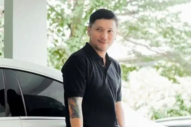 Gading Marten Tolak...