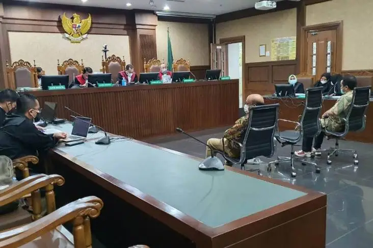 2 Mantan Pegawai Pajak...