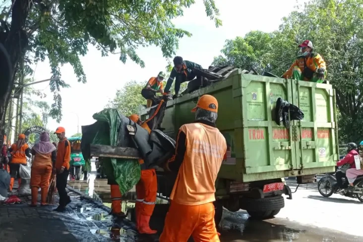 Sambut Jakarta Hajatan,...