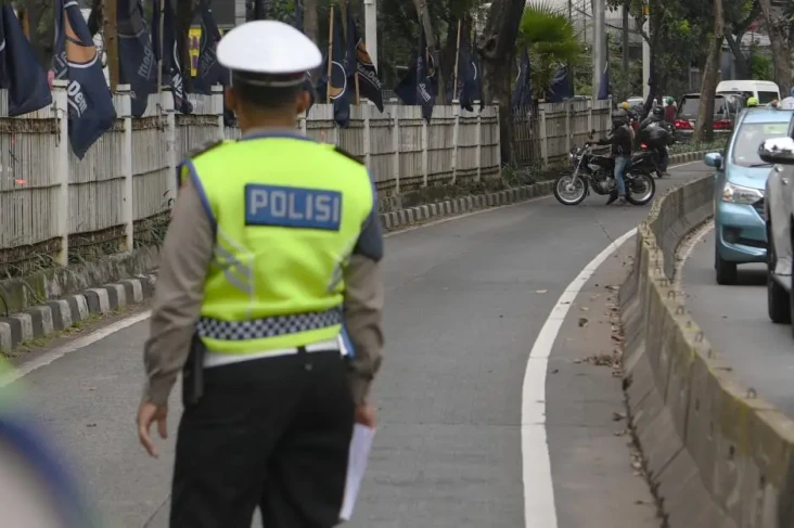Kebiasaan Buruk Saat...