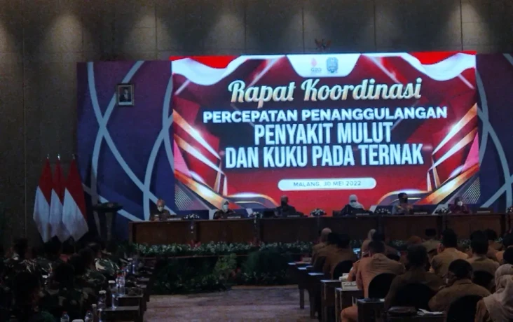 Wabah PMK di Jatim Meluas,...