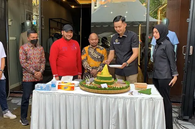 Hadir di Kota Makassar,...