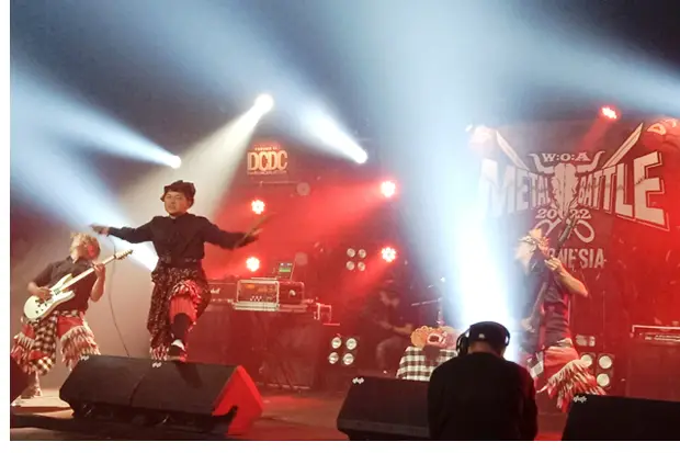 Juarai Metal Battle...
