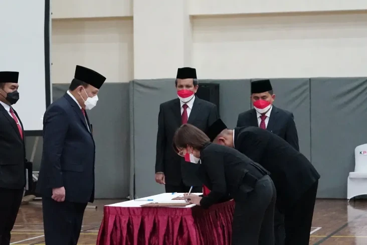 Lantik 28 Penyidik dan...