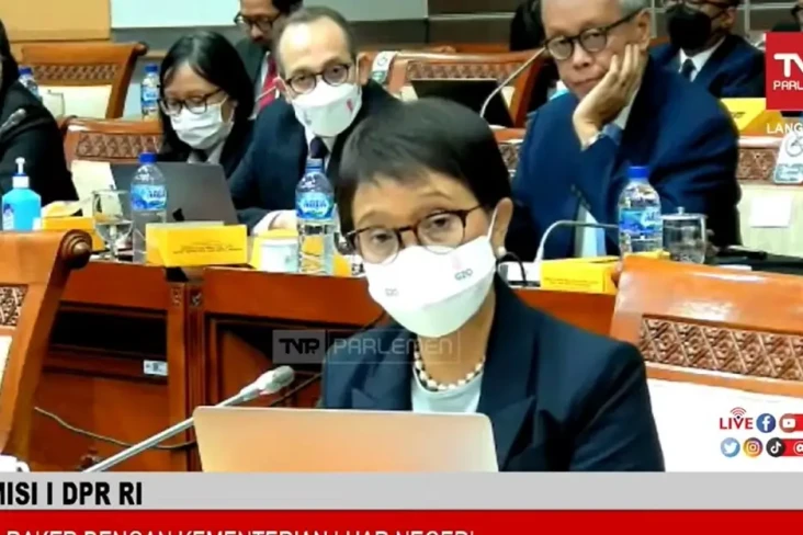 Saudi Larang Warganya...