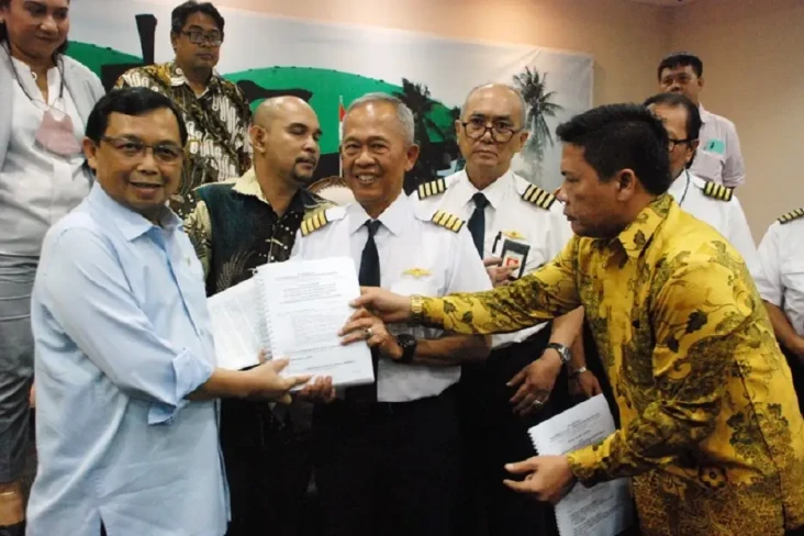Eks Pilot Merpati Ngadu...