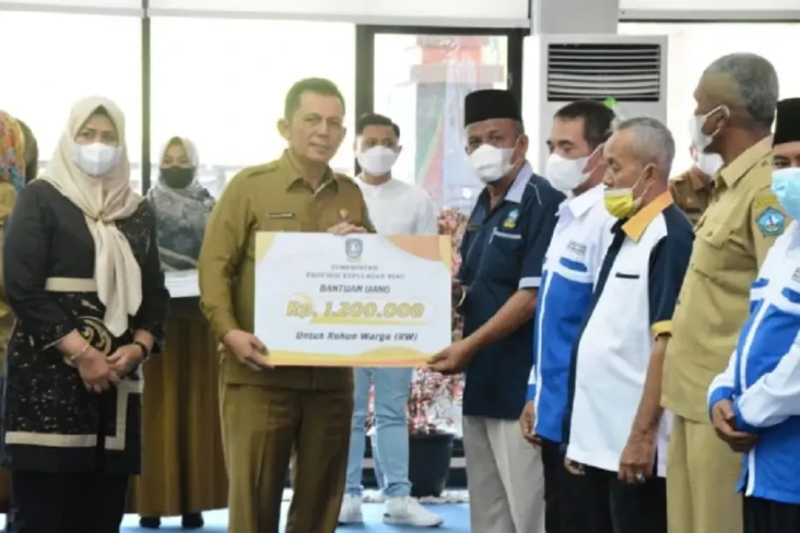 Gubernur Minta Maaf...