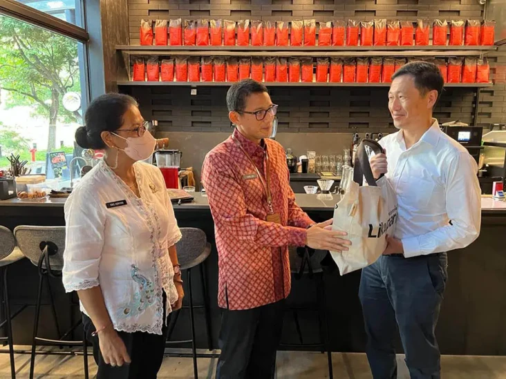Sarapan dengan Sandiaga...