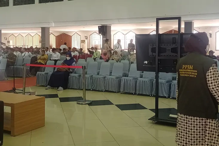 H-1 Penerimaan Calhaj,...