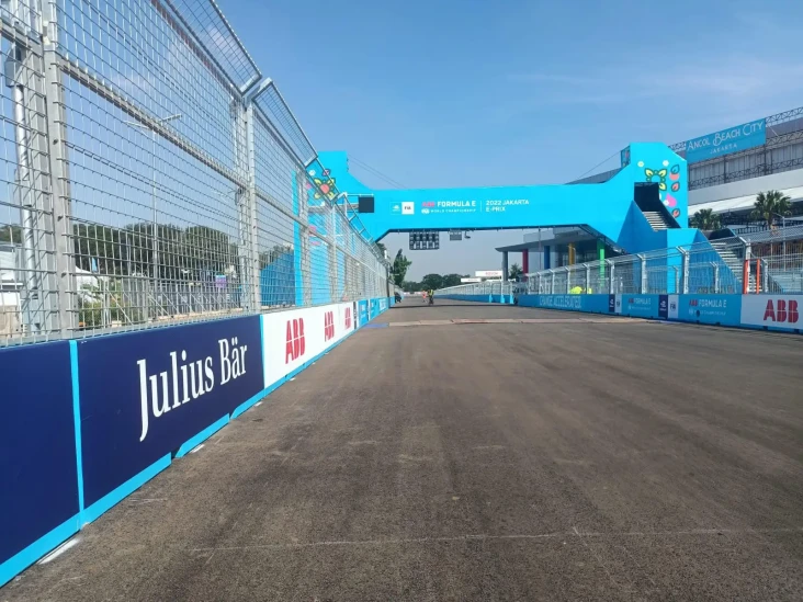 Jelang Formula E Jakarta,...