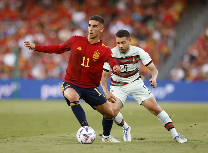 Ferran Torres Melempem...