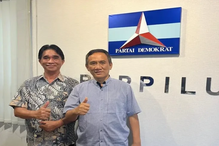 Kakak Kandung Yusril...