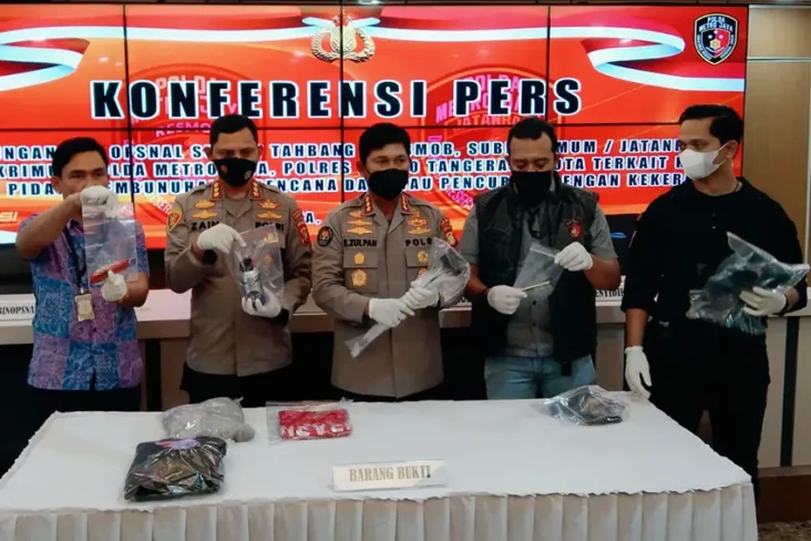 Kesal Diajak Indehoy...