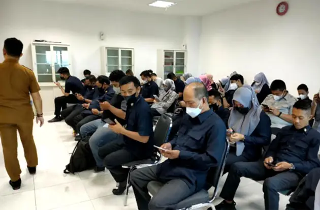 12.800 Tenaga Kontrak...