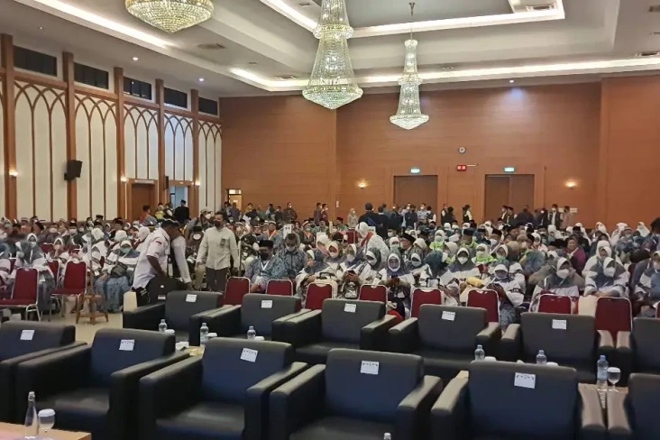 Calhaj Kloter Pertama...