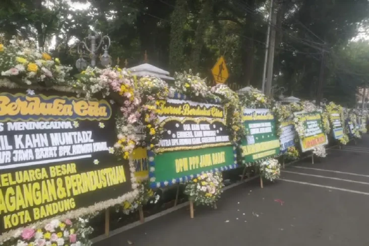 Rumah Dinas Gubernur...