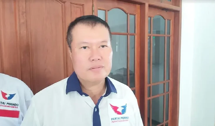 Partai Perindo Gelar...